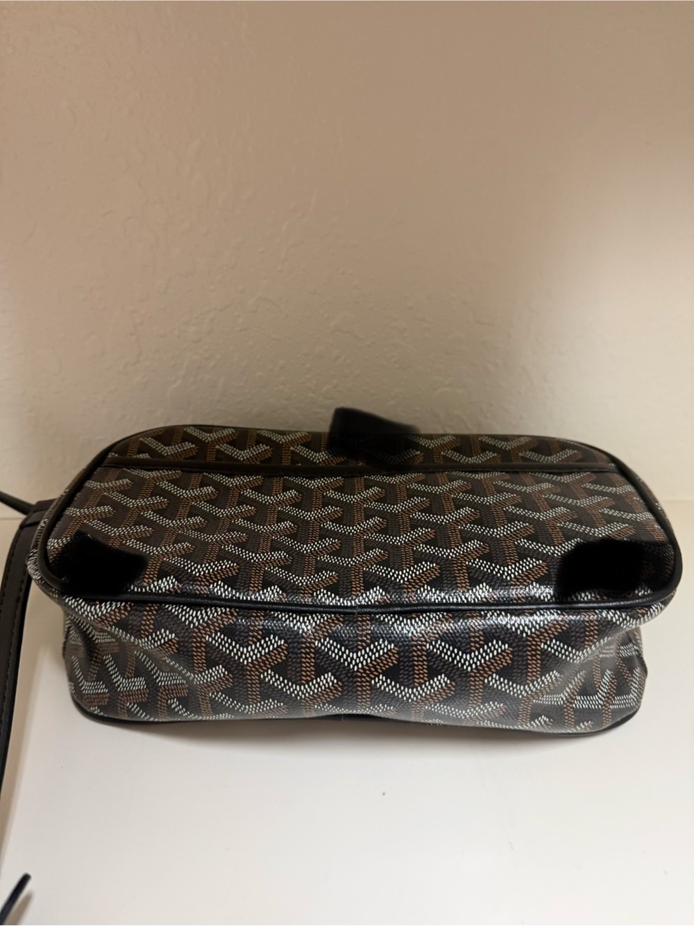 Pattern Crossbody Bag - Picture 2 of 5